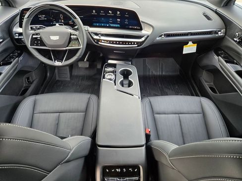 Certified 2025 Cadillac Lyriq Luxury w/ LPO, Floor Liner Package image 13