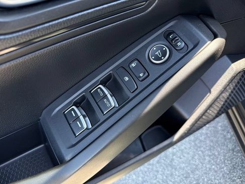 Certified 2023 Honda Accord LX image 10
