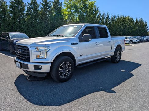 Used 2015 Ford F150 XLT w/ Equipment Group 301A Mid AWD/4WD image 7