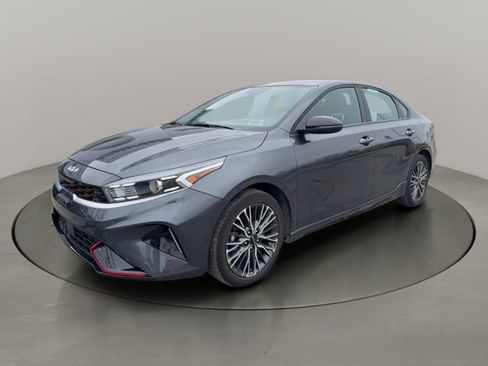Used 2024 Kia Forte GT-Line image 3