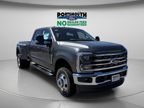 New 2026 Ford F350 XLT w/ XLT Premium Package AWD/4WD image 1