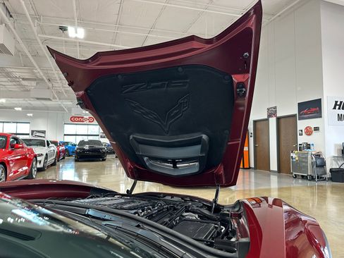 Used 2016 Chevrolet Corvette Z06 w/ 2LZ Preferred Equipment Group image 44