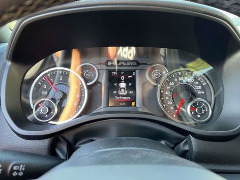 Used 2025 RAM 1500 Big Horn AWD/4WD image 30