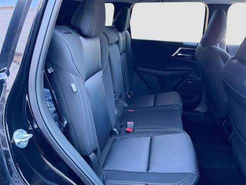 New 2026 Mitsubishi Outlander ES image 35