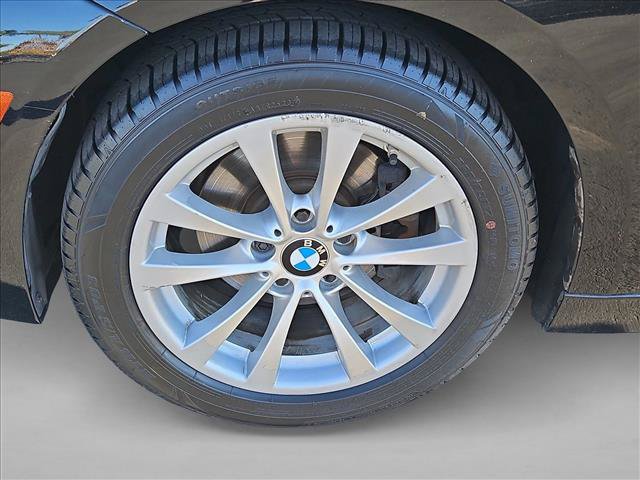 Used 2016 BMW 320i Sedan RWD image 23