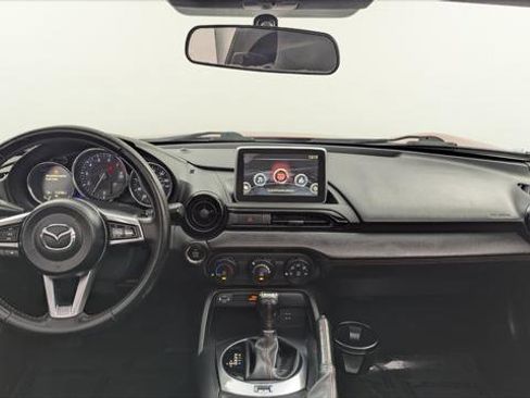 Used 2017 MAZDA MX-5 Miata RF Club image 19