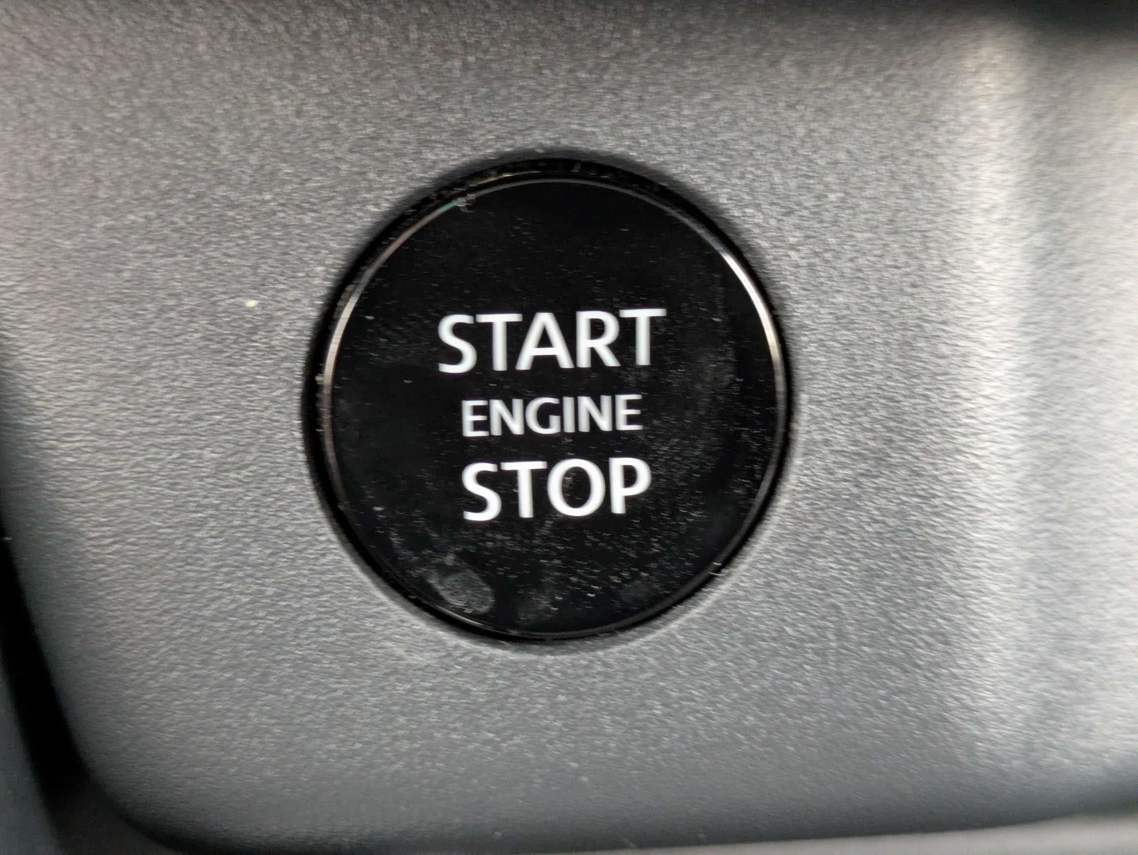 Used 2025 Nissan Rogue Platinum FWD image 29
