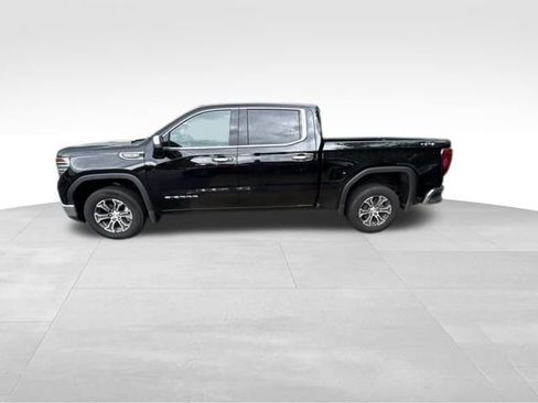 Used 2025 GMC Sierra 1500 SLT AWD/4WD image 10
