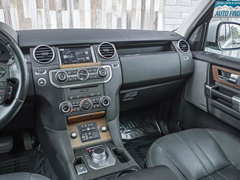 Used 2016 Land Rover LR4 HSE AWD/4WD image 18