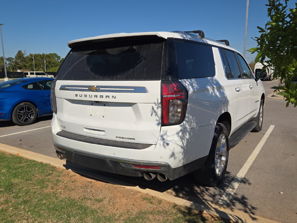 Used 2022 Chevrolet Suburban Premier AWD/4WD image 3