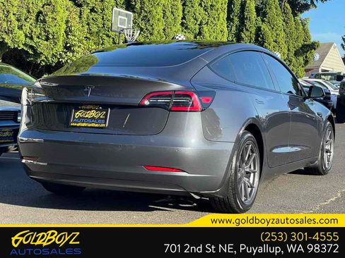Used 2021 Tesla Model 3 Standard Range Plus RWD image 4