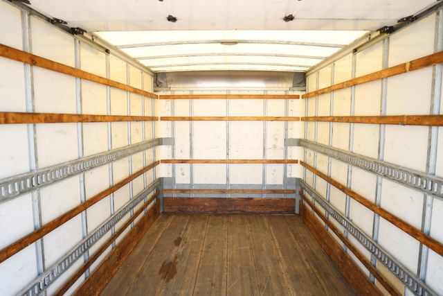 Used 2018 Ford F450 XL RWD image 11
