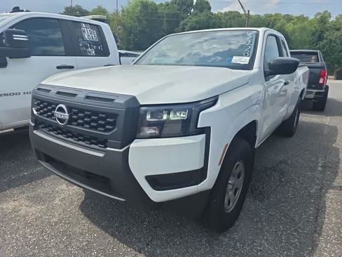 Used 2026 Nissan Frontier S w/ S Utility Package AWD/4WD image 2