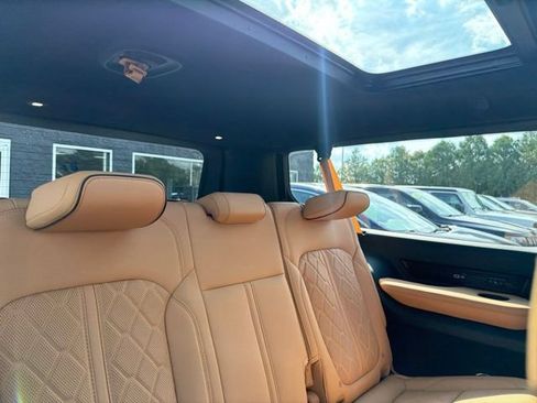 Certified 2024 Jeep Grand Wagoneer L Series III w/ Rear Seat Video Group 1 AWD/4WD image 15