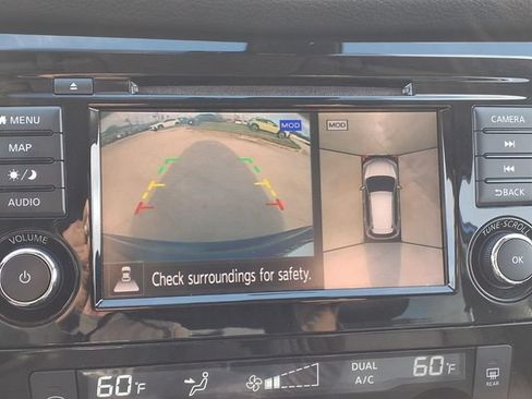 Used 2020 Nissan Rogue SL FWD image 19