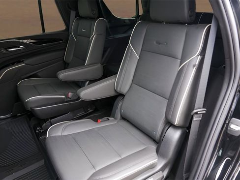 Used 2024 Cadillac Escalade Sport w/ Touring Package image 26