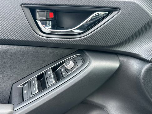 New 2025 Subaru Crosstrek 2.5i Limited w/ Popular Package #4A image 11