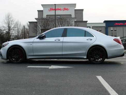 Used 2019 Mercedes-Benz S 63 AMG S 63 AMG Sedan 4D image 28