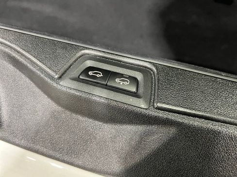 Used 2022 BMW X7 xDrive40i image 7