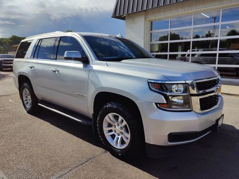 Used 2017 Chevrolet Tahoe LT AWD/4WD image 2
