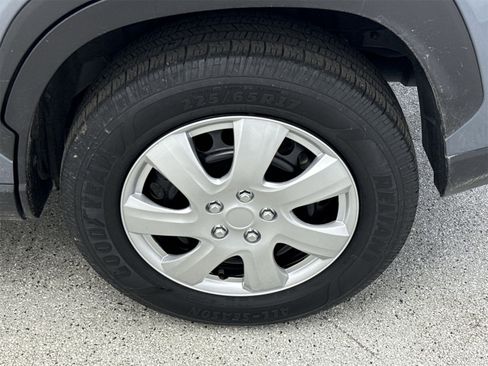 Used 2023 Toyota Corolla Cross L image 45