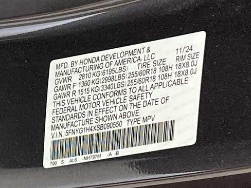 Used 2025 Honda Pilot EX-L image 32