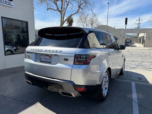 Used 2018 Land Rover Range Rover Sport HSE image 8