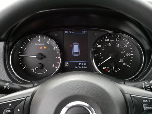 Used 2020 Nissan Rogue S image 21