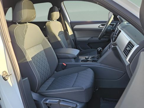 Used 2021 Volkswagen Atlas Cross Sport S image 15