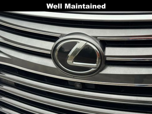 Used 2019 Lexus LX 570 4WD image 6