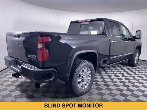 Certified 2024 Chevrolet Silverado 2500 High Country w/ High Country Premium Package AWD/4WD image 21