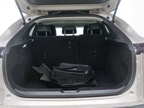 Used 2023 MAZDA CX-30 AWD 2.5 S w/ Preferred Package image 17