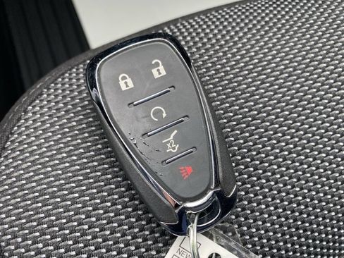 Used 2023 Chevrolet Traverse LT w/ Midnight/Sport Edition AWD/4WD image 28