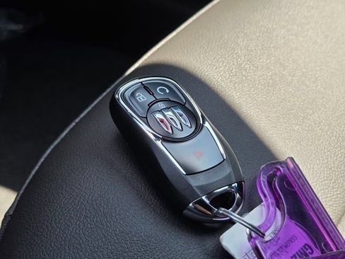 New 2026 Buick Envista Sport Touring w/ Convenience I Package FWD image 31
