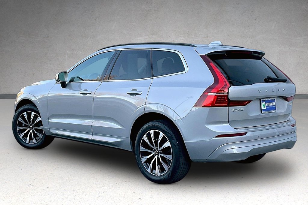 Certified 2023 Volvo XC60 B5 Core AWD/4WD image 4