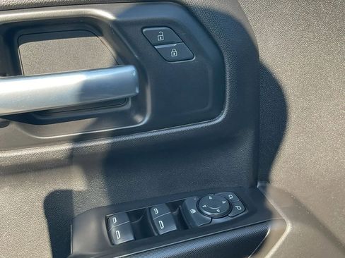 Used 2020 Chevrolet Silverado 1500 Custom Trail Boss w/ Custom Convenience Package AWD/4WD image 24