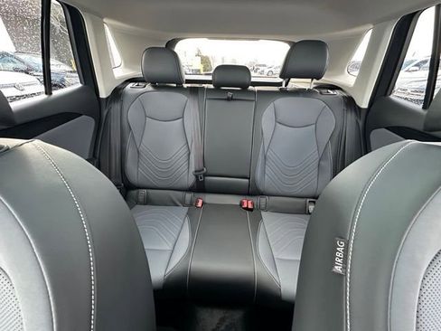 New 2026 Volkswagen Tiguan SE image 28