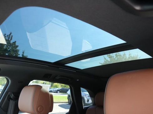 Used 2025 Audi Q5 2.0T Premium Plus image 16