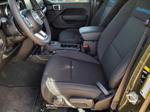 New 2023 Jeep Wrangler Unlimited Rubicon 4xe w/ Cold Weather Group image 8