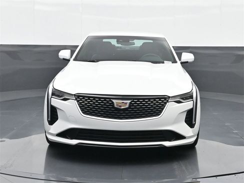 Used 2023 Cadillac CT4 Luxury image 15