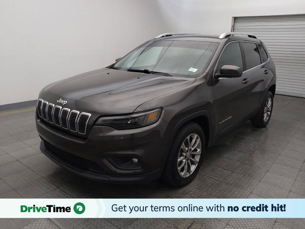 Used 2019 Jeep Cherokee Latitude Plus FWD image 1