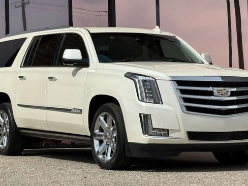 Used 2015 Cadillac Escalade ESV Premium AWD/4WD image 18