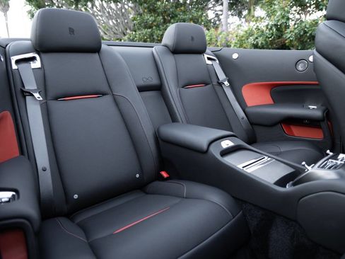 Used 2019 Rolls-Royce Dawn image 83