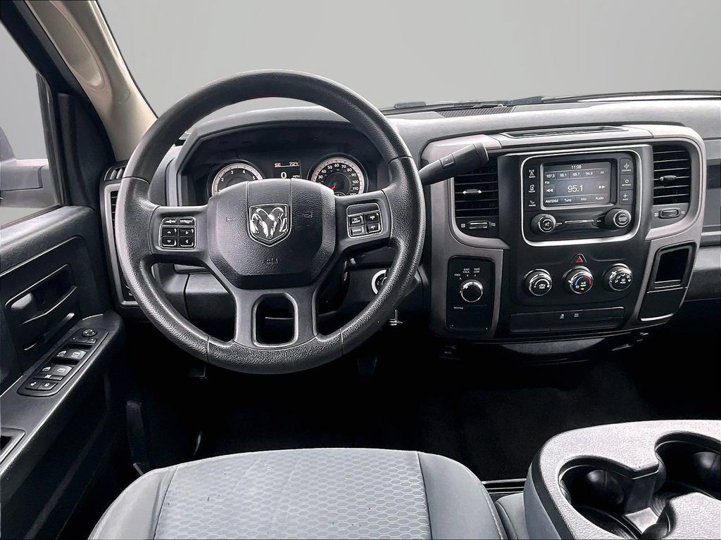 Used 2014 RAM 1500 Express w/ Black Ram 1500 Express Group AWD/4WD image 4
