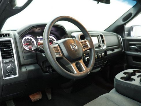 Used 2022 RAM 1500 Warlock AWD/4WD image 6