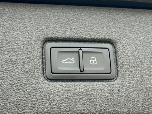 New 2026 Audi SQ7 Premium Plus image 75