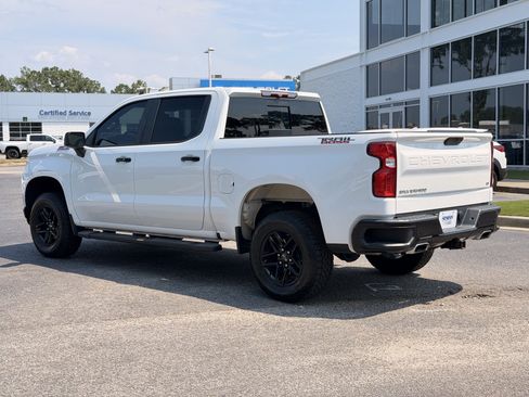 Used 2021 Chevrolet Silverado 1500 LT Trail Boss w/ Convenience Package II AWD/4WD image 10