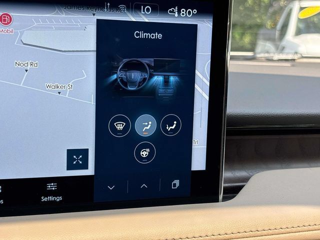 Used 2022 Lincoln Nautilus Reserve AWD/4WD image 24