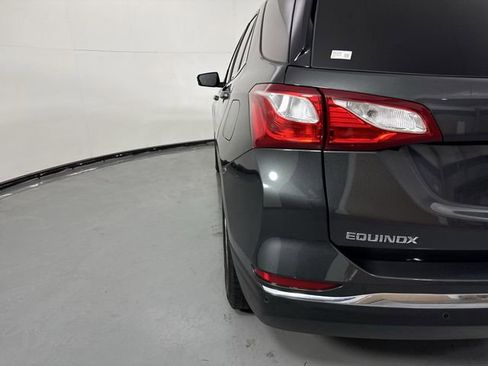 Used 2019 Chevrolet Equinox LT w/ Driver Convenience Package FWD image 29