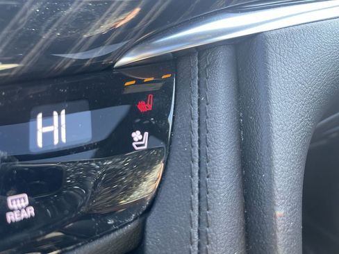 Certified 2024 Cadillac XT6 Premium Luxury w/ LPO, Floor Liner Package image 30